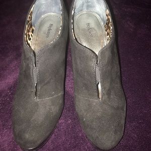 Style & Co size 7 bootie heels
